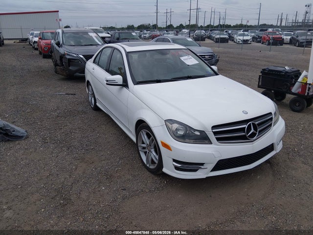 Salvage Mercedes-Benz C-Class Image