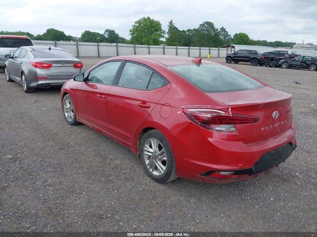 Hyundai ELANTRA Sel