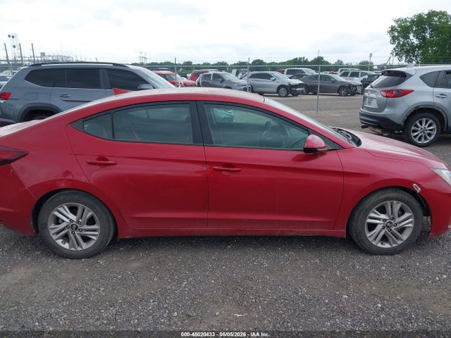Hyundai ELANTRA Sel