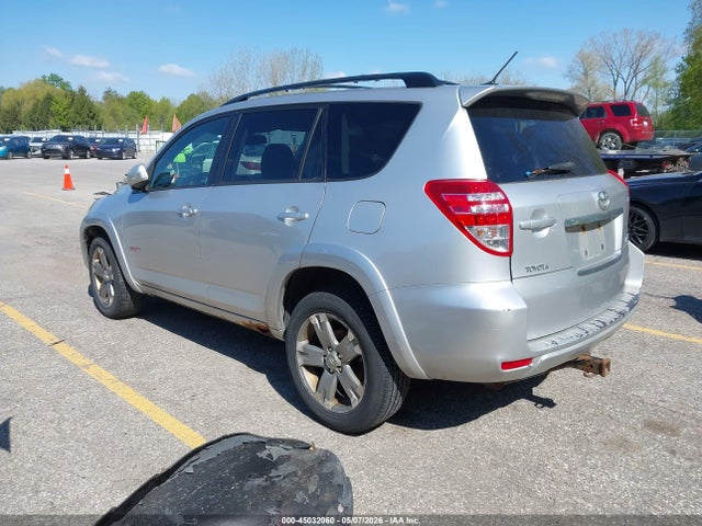 Toyota RAV4 Sport V6