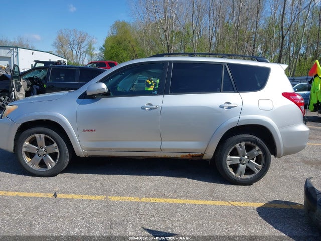 Toyota RAV4 Sport V6