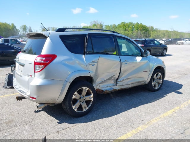 Toyota RAV4 Sport V6