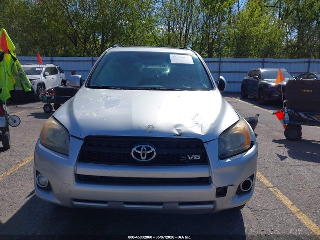 Toyota RAV4 Sport V6