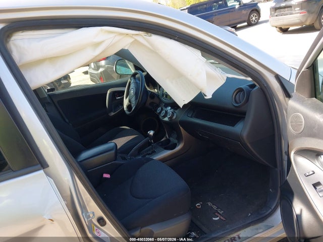 Toyota RAV4 Sport V6