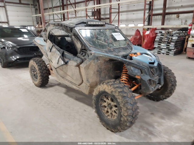 Salvage Can-Am Maverick X3 Image