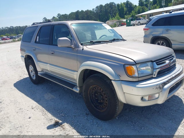 Salvage Toyota 4Runner Image