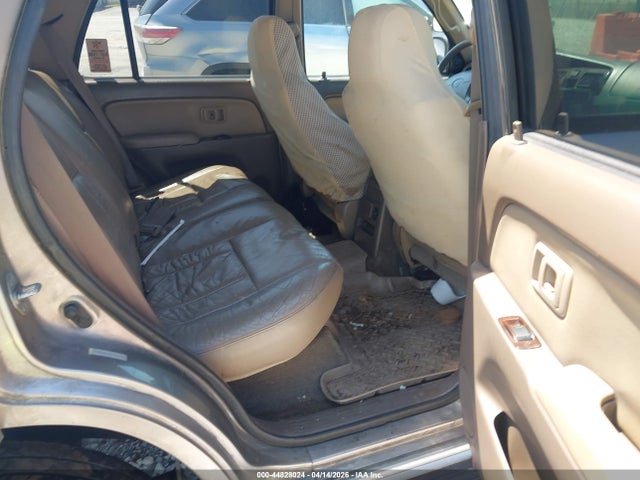 Toyota 4Runner Limited V6