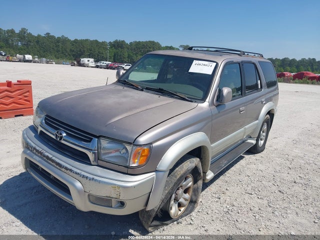 Toyota 4Runner Limited V6