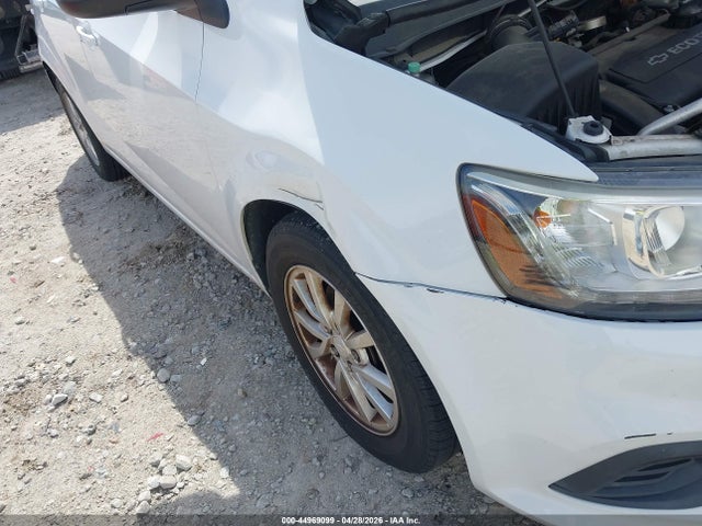 Chevrolet Sonic Lt Auto