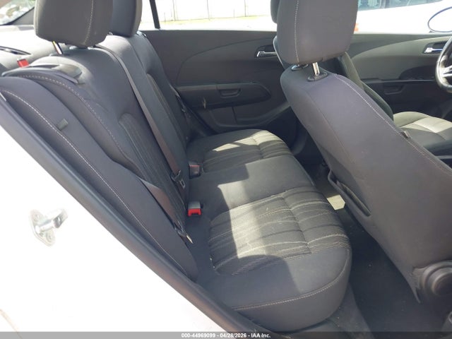 Chevrolet Sonic Lt Auto