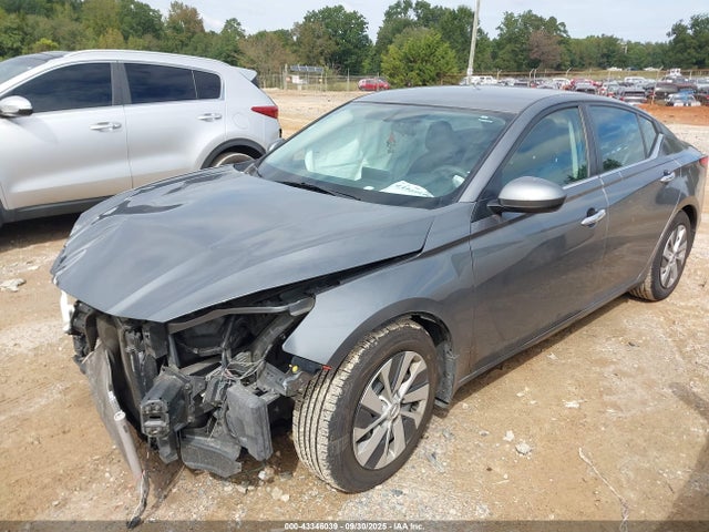 Nissan Altima S Fwd