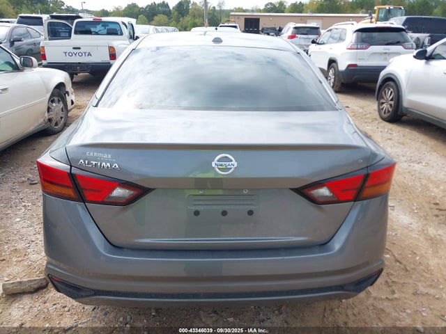 Nissan Altima S Fwd