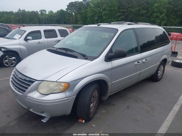 Chrysler Town & Country Limited
