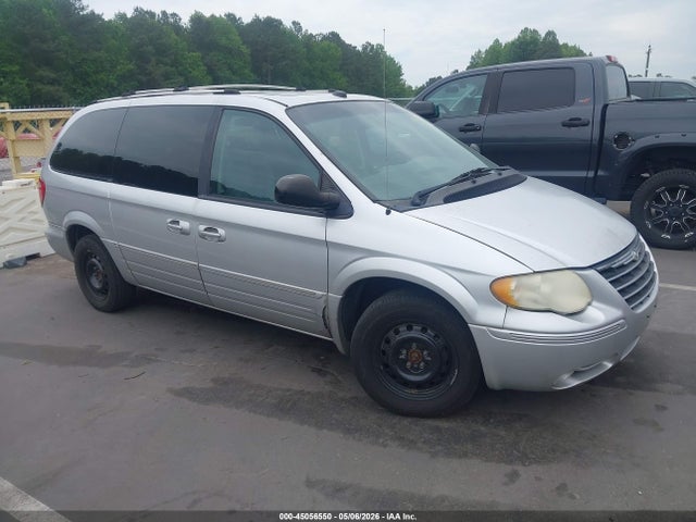 Salvage Chrysler Town & Country Image