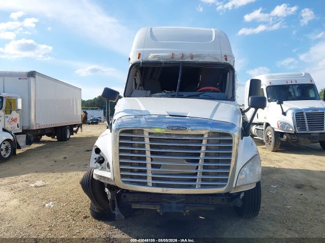 Freightliner Cascadia 125