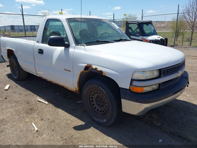 Salvage Chevrolet Silverado 1500 Image