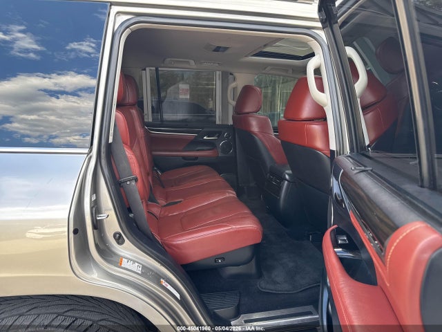Lexus LX 570