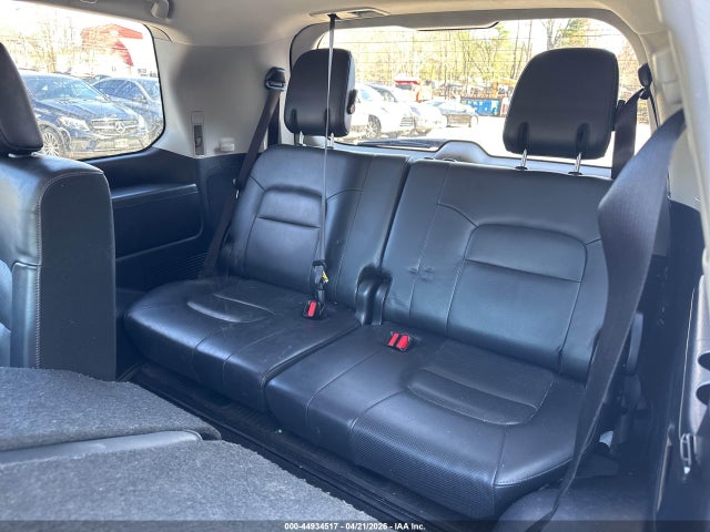 Toyota Land Cruiser V8