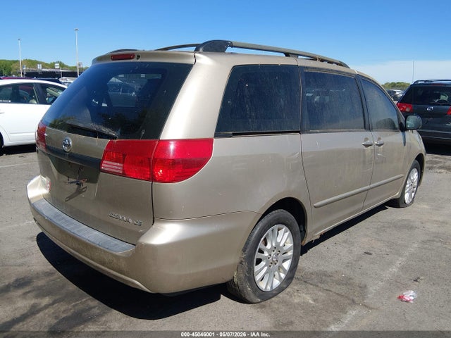 Toyota Sienna Ce