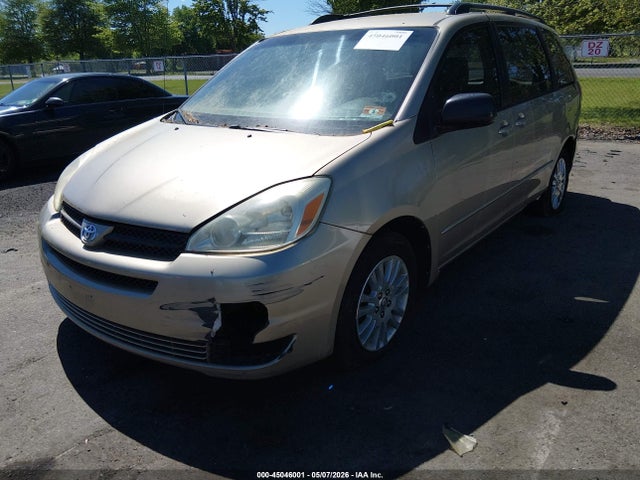Toyota Sienna Ce