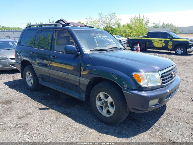 Salvage Toyota Land Cruiser Image