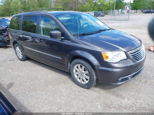 Salvage Chrysler Town & Country Image