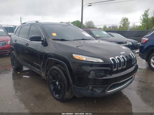 Salvage Jeep Cherokee Image