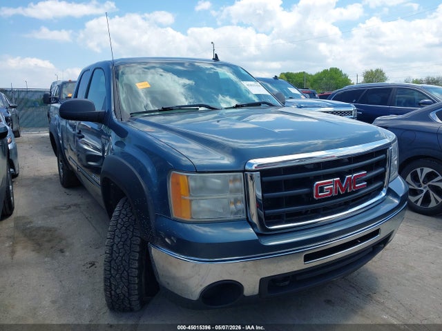 Salvage GMC Sierra 1500 Image