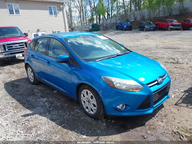 Salvage Ford Focus Image