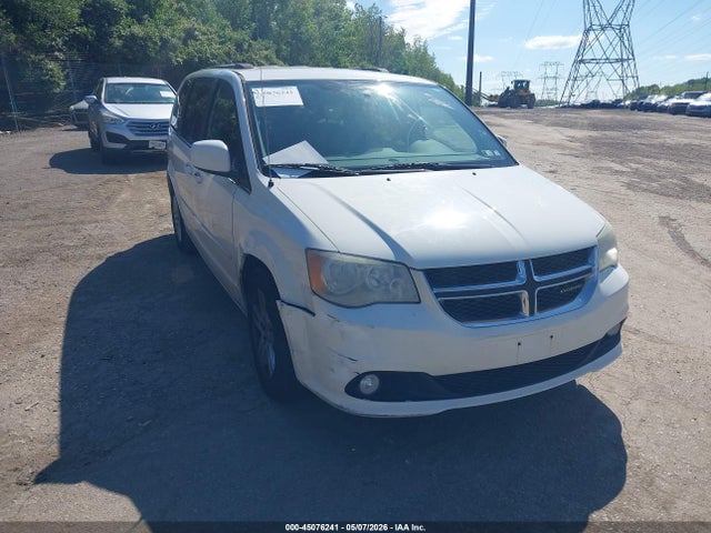 Salvage Dodge Grand Caravan Image