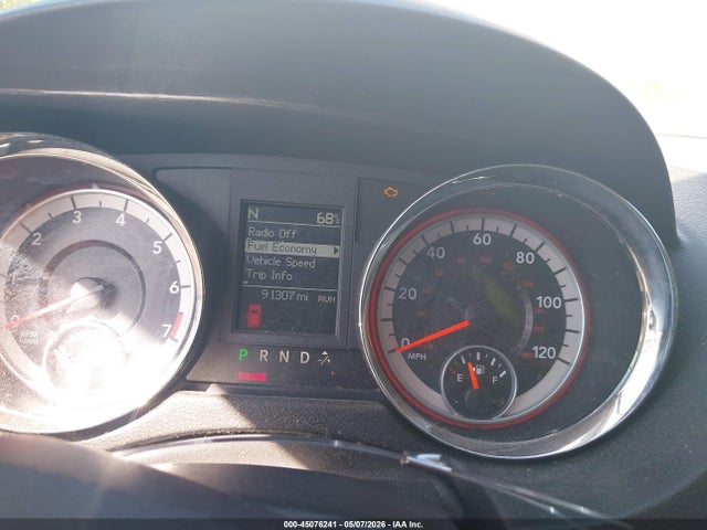 Dodge Grand Caravan Crew