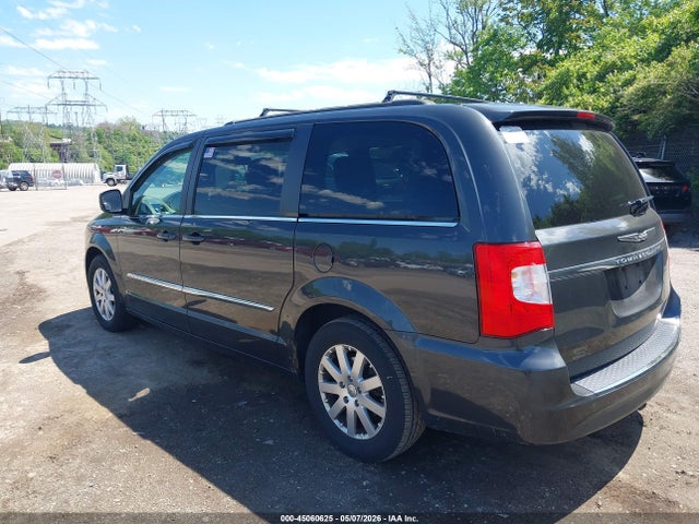 Chrysler Town & Country Touring