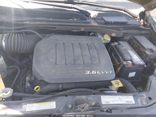 Chrysler Town & Country Touring