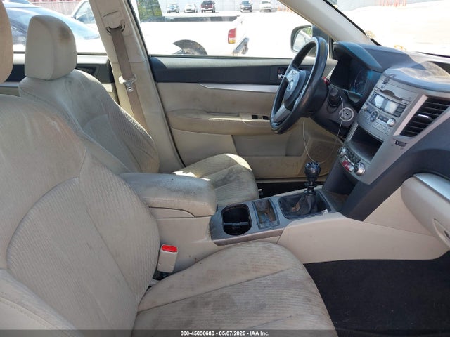 Subaru Outback 2.5i