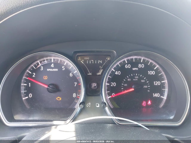 Nissan Versa 1.6 Sv