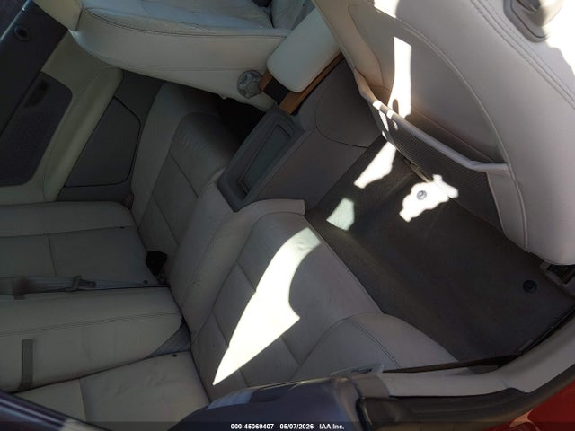 Volvo C70 T5
