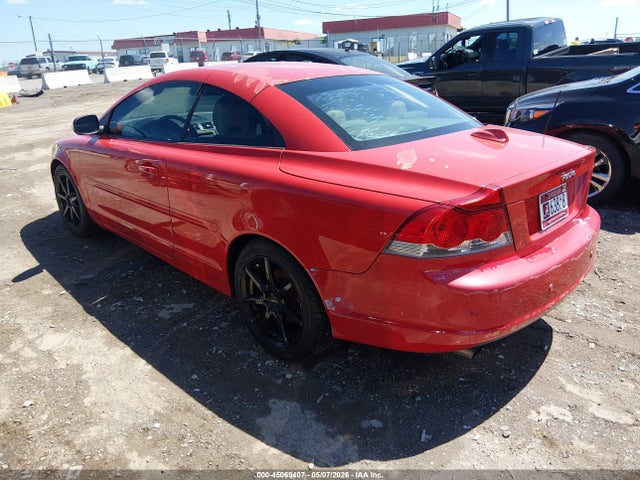 Volvo C70 T5