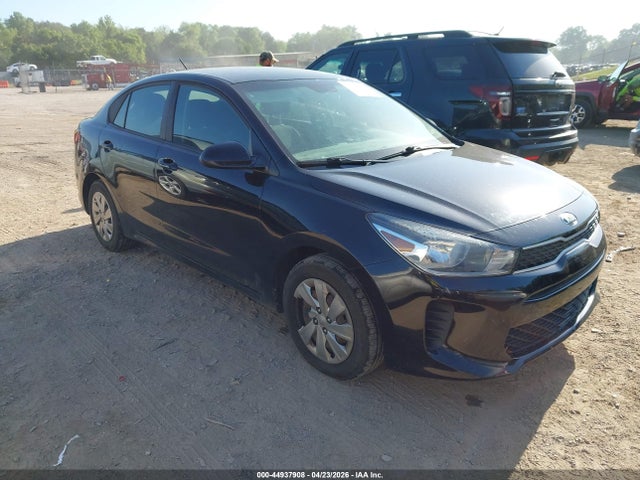 Salvage Kia Rio Image