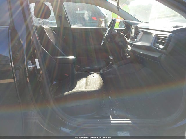 Kia Rio S