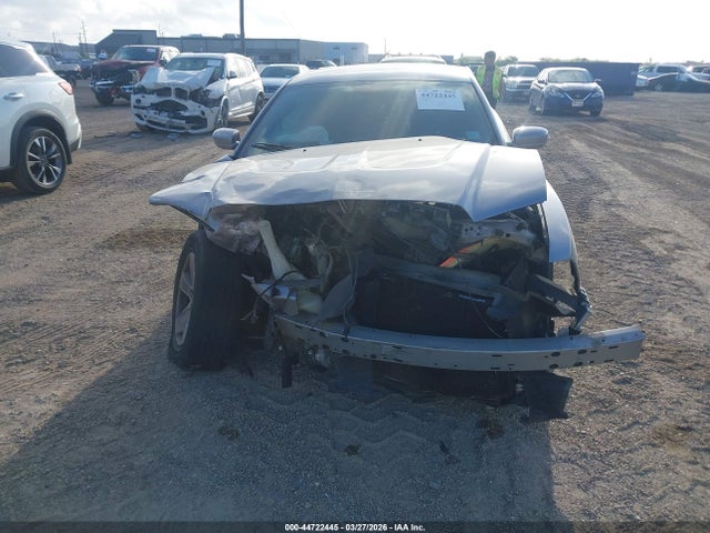 Dodge Charger Se