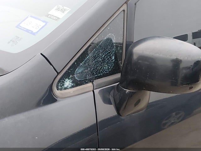 Nissan Versa 1.8 S