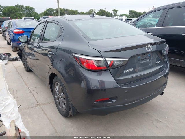 Toyota Yaris Xle