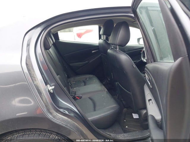 Toyota Yaris Xle