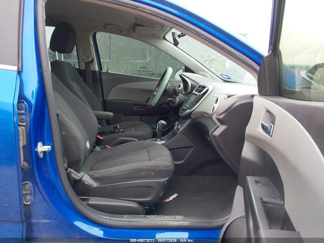 Chevrolet Sonic Lt Auto