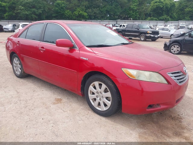 Salvage Toyota Camry Image
