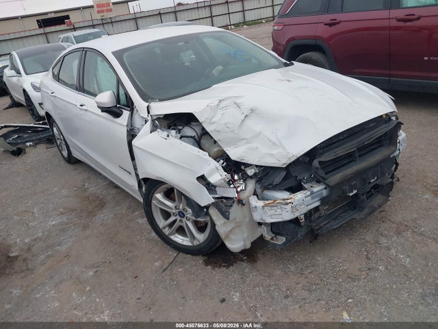 Salvage Ford Fusion Image
