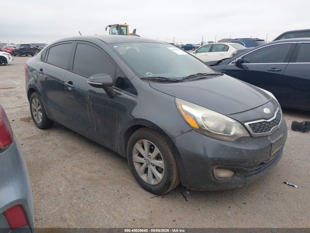 Salvage Kia Rio Image
