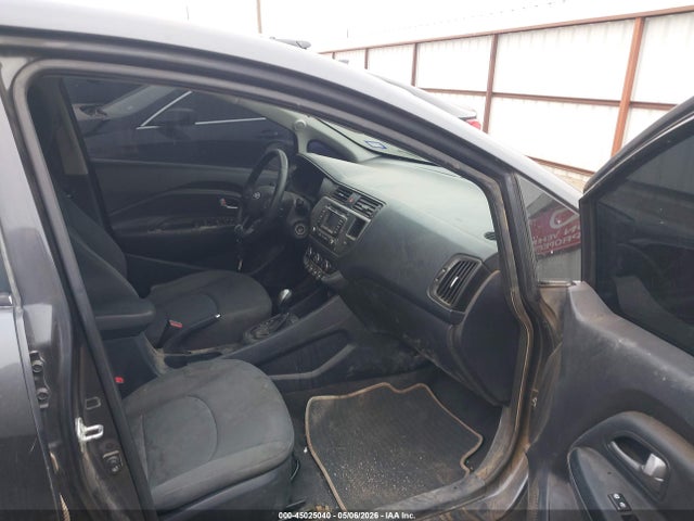 Kia Rio Ex