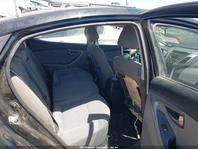 Hyundai ELANTRA Se