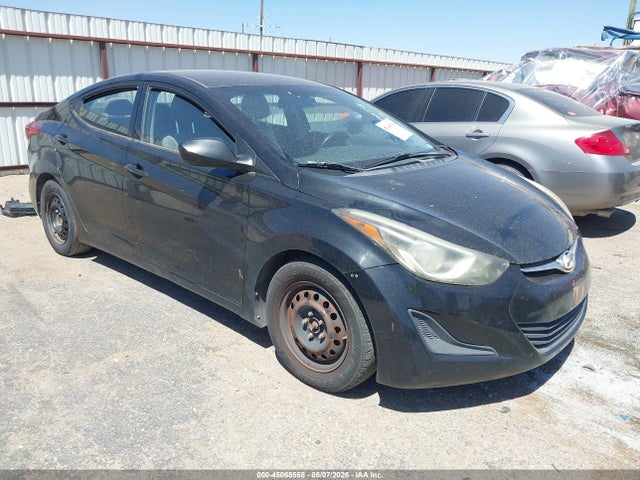 Salvage Hyundai ELANTRA Image